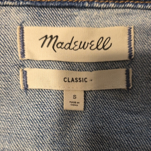 Madewell Classic Jean Jacket - Picture 2 of 7